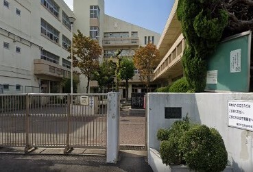 中学校　横浜市立西谷中学校（中学校）まで1446m