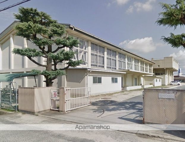 中学校　鷹取中学校（中学校）まで506m