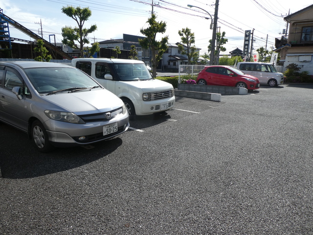 駐車場　駐車場