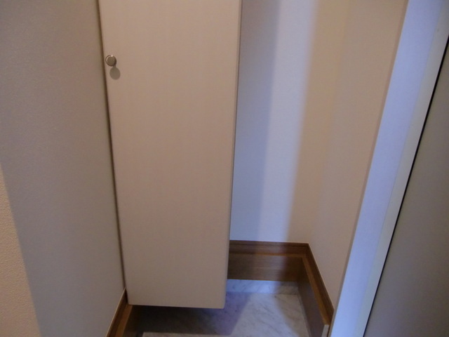 玄関　下駄箱