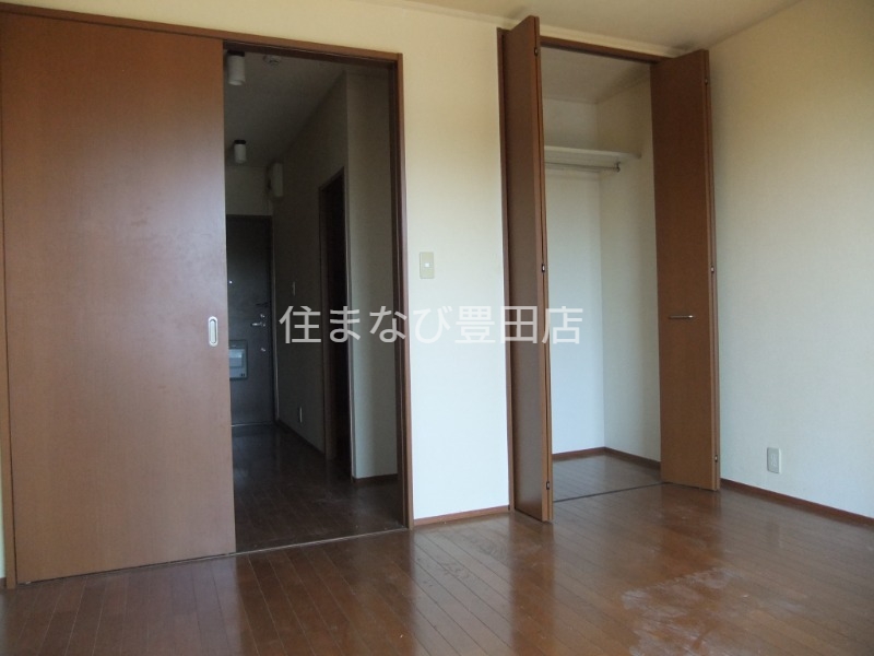 その他部屋・スペース　同型タイプ：清掃前