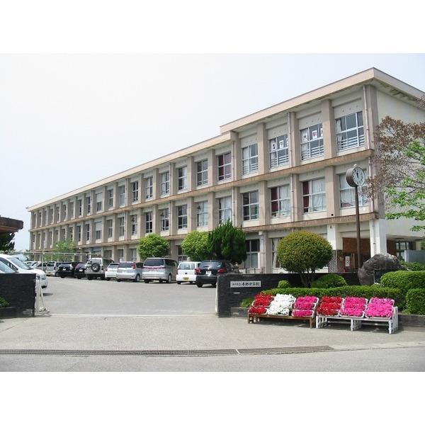 中学校　宮崎市立本郷中学校（中学校）まで1291m
