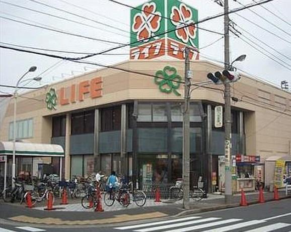 スーパー　ライフ（スーパー）まで370m