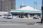 コンビニ　ファミリーマート 高知仲田町店（コンビニ）まで208m