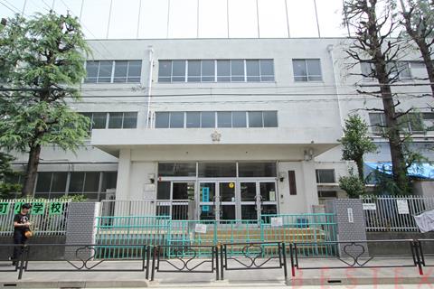 小学校　文京区立柳町小学校（小学校）まで238m