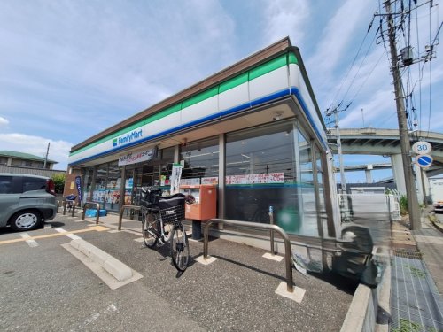 コンビニ　ファミリーマートさいたま円阿弥六丁目店（コンビニ）まで339m