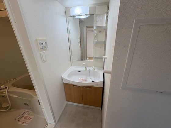 洗面設備　※別部屋の写真です