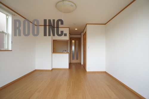 居室・リビング　写真は反転のお部屋です
