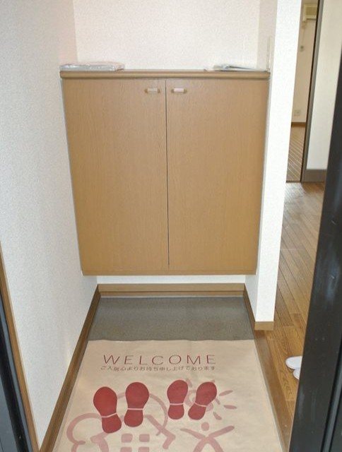 玄関　モデルルーム