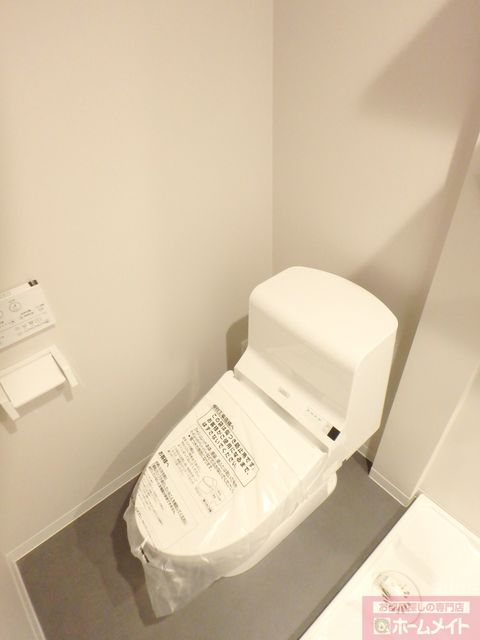 トイレ　同メーカー施工例