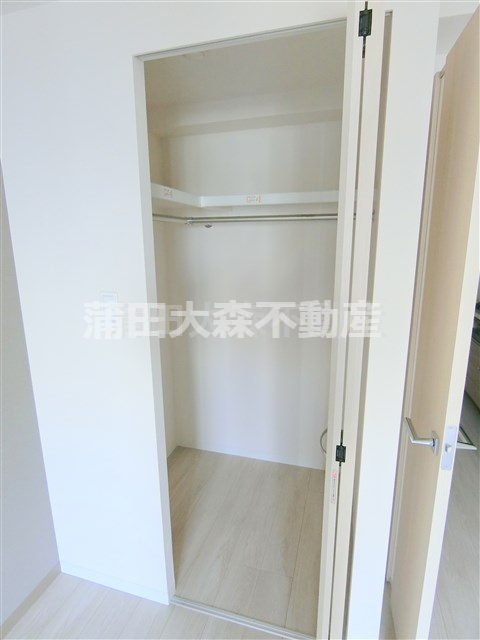 収納　収納　ウォークインクローゼット！