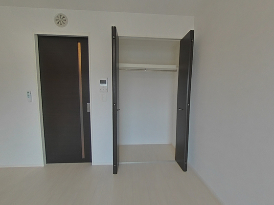 収納　※別部屋の写真です