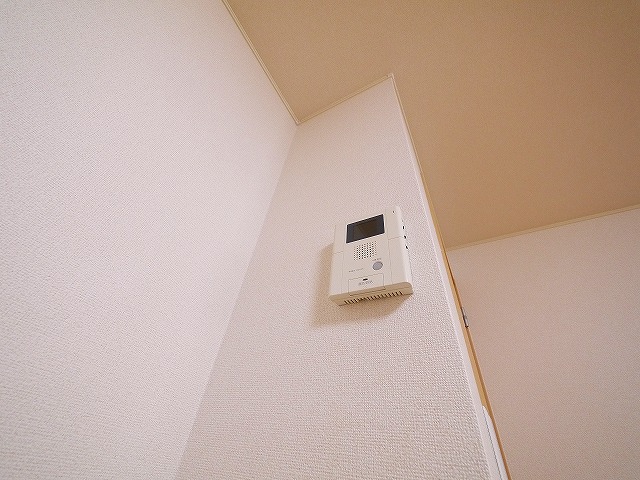 セキュリティ　モニター付きインターホンです