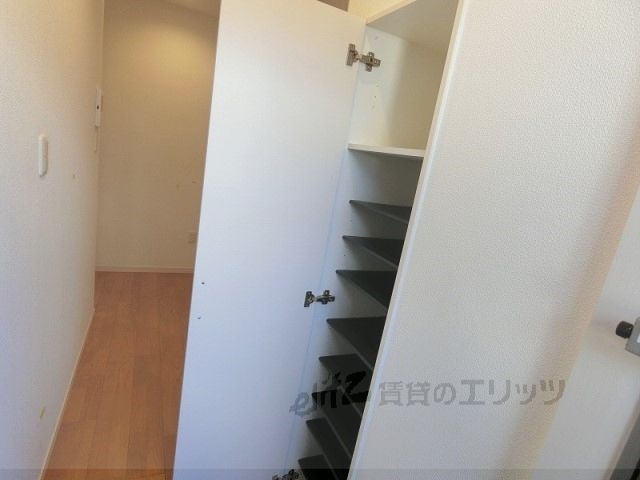 その他設備　下駄箱