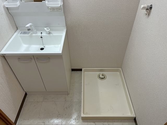 洗面設備　洗髪洗面台