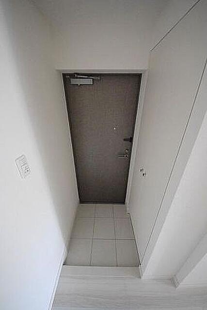 玄関　（別タイプ参考写真）リヴシティ東大前　文京区西片2