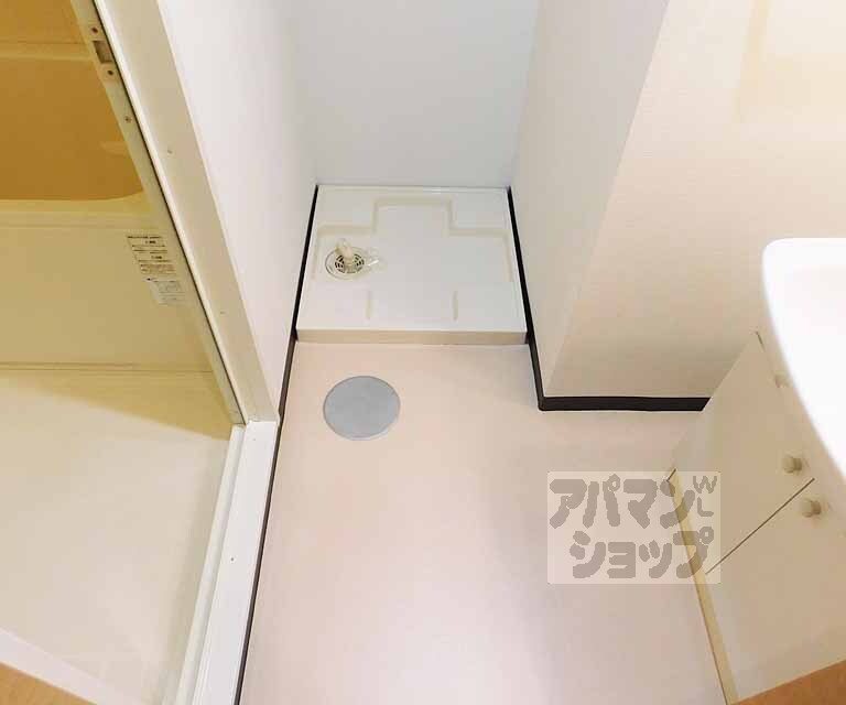 洗面設備　脱衣スペースも確保