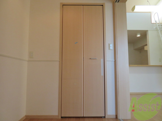 収納　こちら収納になっております。たくさん入りそうです。