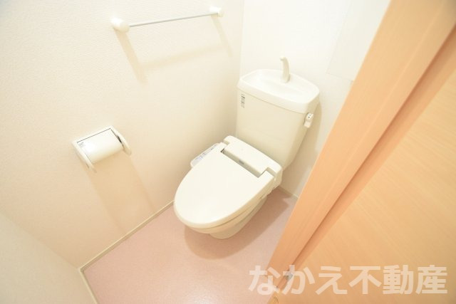 トイレ　清潔感のあるトイレです