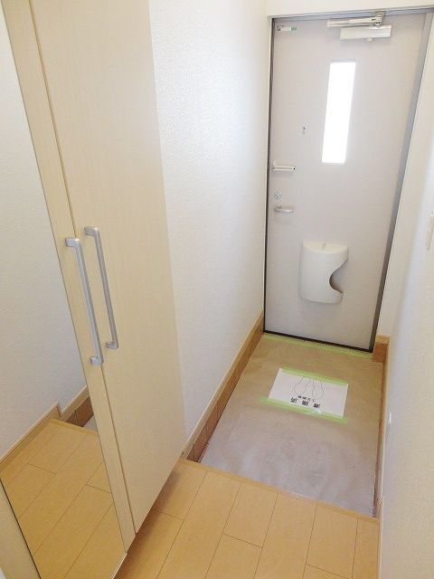 玄関　★同タイプイメージ写真★
