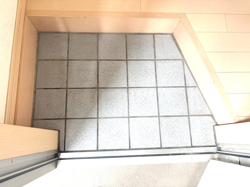 玄関　※他号室写真