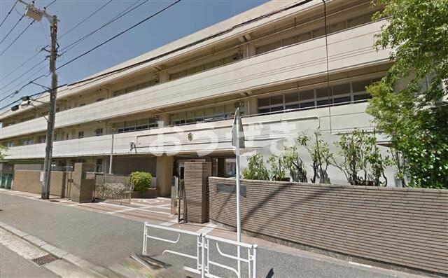エントランス　横浜市立浦島丘中学校まで243m