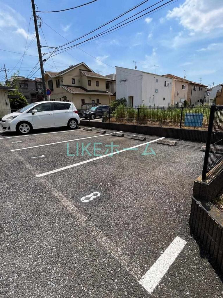 駐車場　駐車場