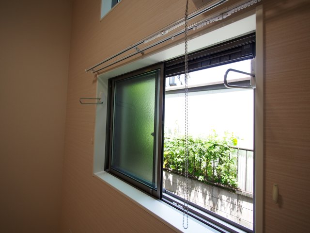 その他設備　室内物干し