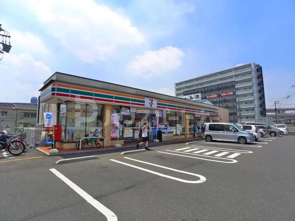 コンビニ　セブンイレブン足立江北橋東店（コンビニ）まで170m
