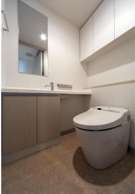 トイレ　シンプルで使いやすいトイレです