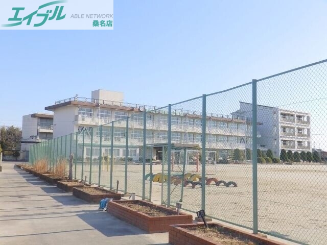 小学校　川越町立川越南小学校（小学校）まで457m
