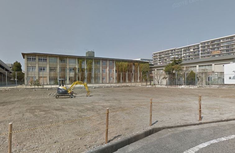 中学校　野村中学校（中学校）まで1023m