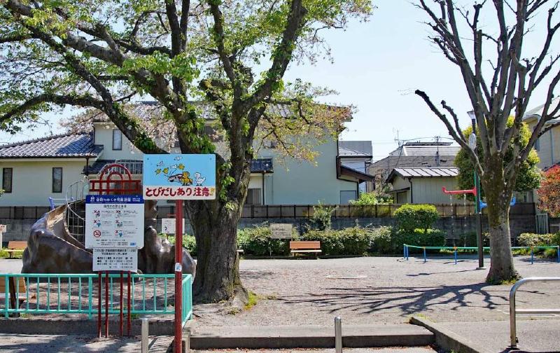 公園　金町わかくさ児童遊園（公園）まで500m