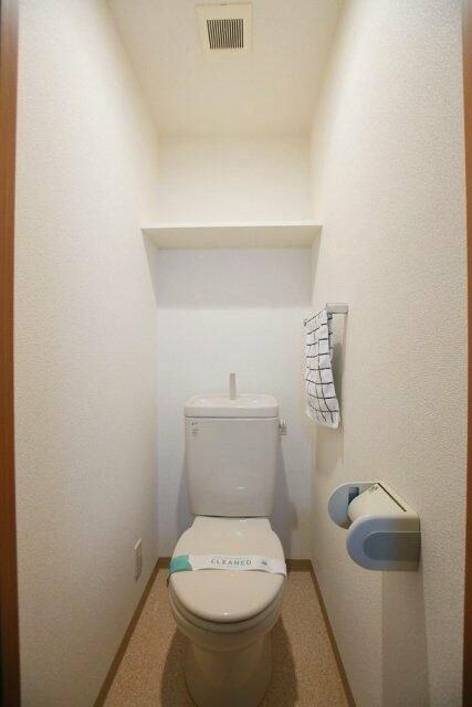 トイレ　※別部屋参考写真です。