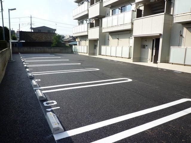 その他　敷地内駐車場