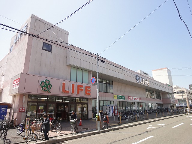 スーパー　ライフ 壬生店（スーパー）まで178m