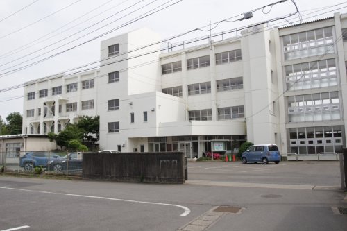 中学校　土浦市立土浦第二中学校（中学校）まで1191m