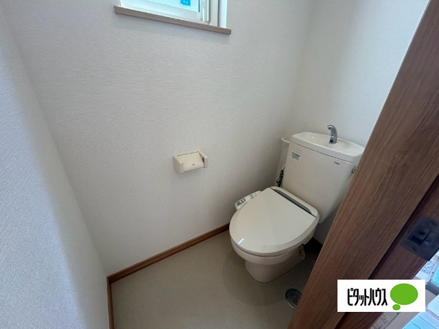 西17北2貸家のトイレ写真
