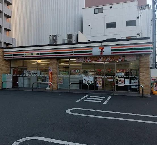 コンビニ　セブンイレブン JR堺市駅前店（コンビニ）まで273m