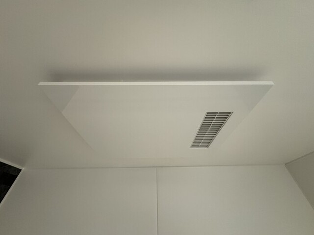 バス・シャワールーム　浴室換気乾燥機
