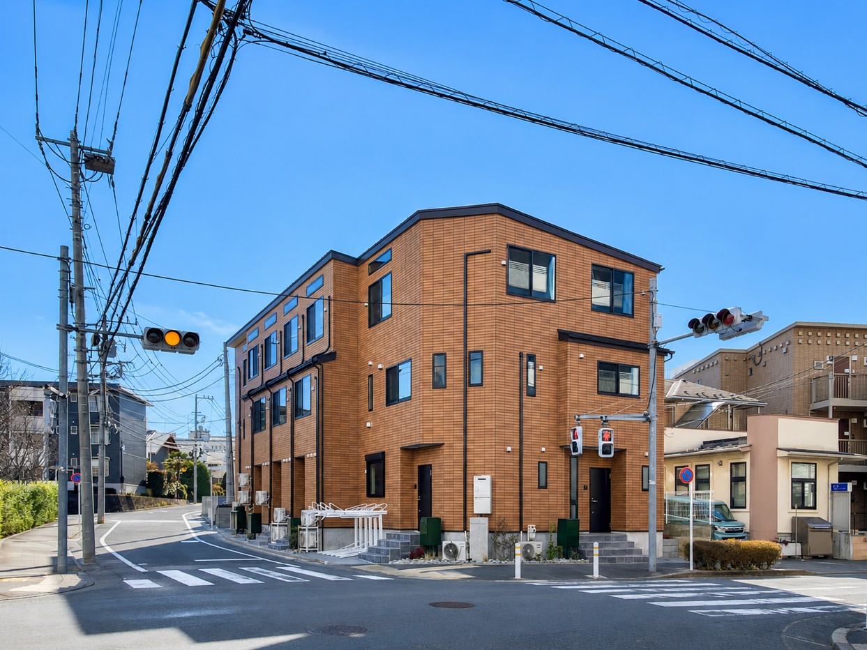 建物外観　3LDKメゾネット♪