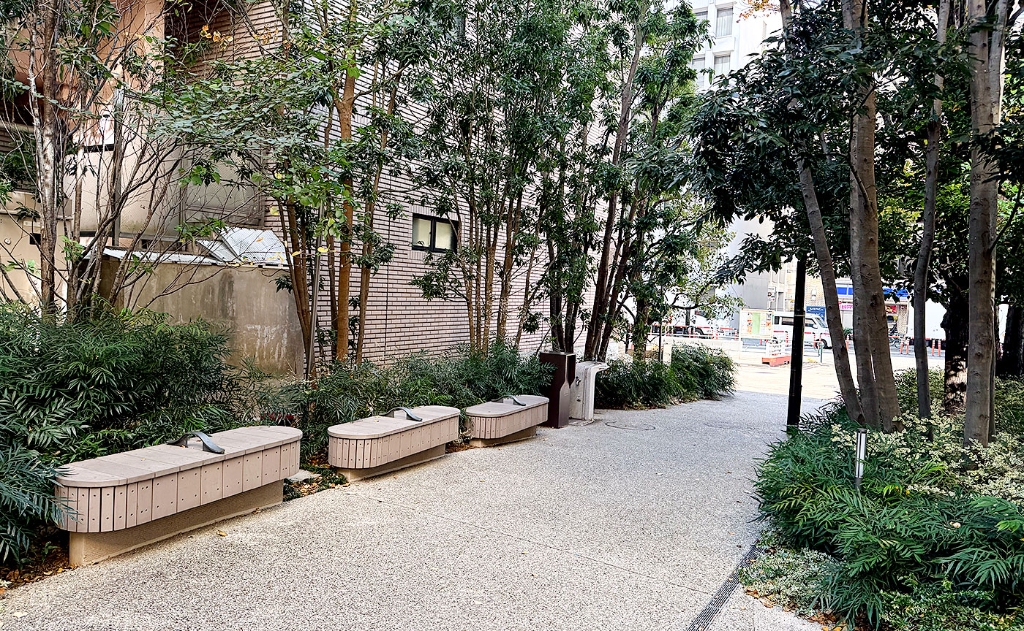 公園　北参道ふれあい公園（公園）まで331m