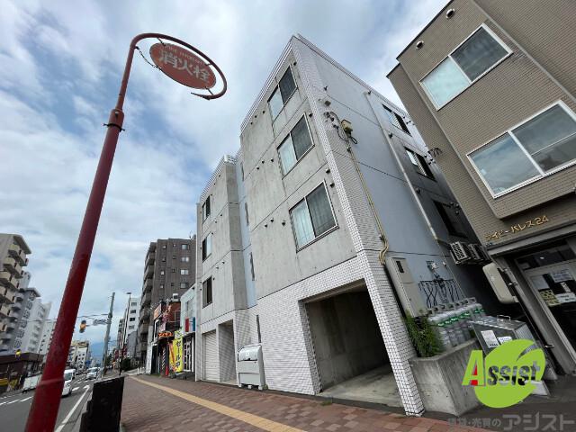 建物外観　札幌市北区北２４条西「ラ・メゾン・デュ・リラ」