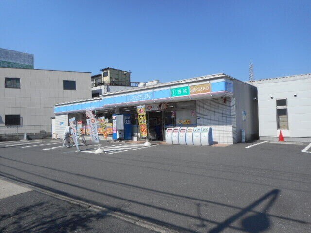 コンビニ　ローソン葛飾奥戸四丁目店（コンビニ）まで346m