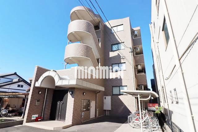 建物外観　タイル張りです