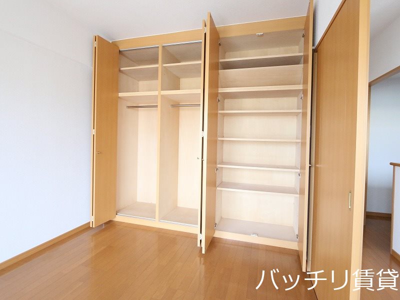 収納　同型タイプの為、現状を優先いたします