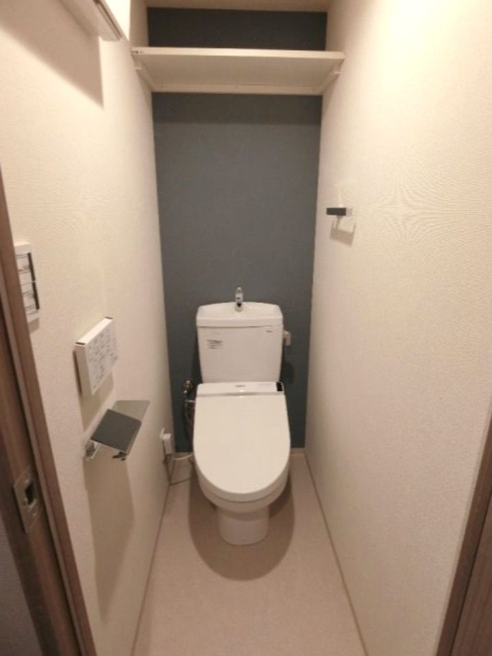 トイレ　別タイプ部屋　参考写真です