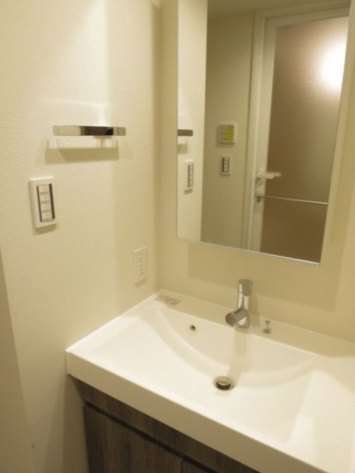 洗面設備　別タイプ部屋　参考写真です