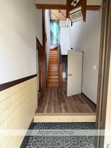 つくばエクスプレス みらい平駅 徒歩27分 2階建 築51年の玄関写真