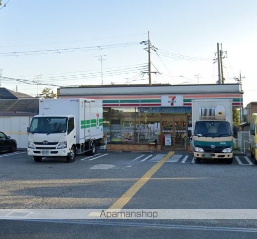 コンビニ　セブンイレブン（コンビニ）まで357m